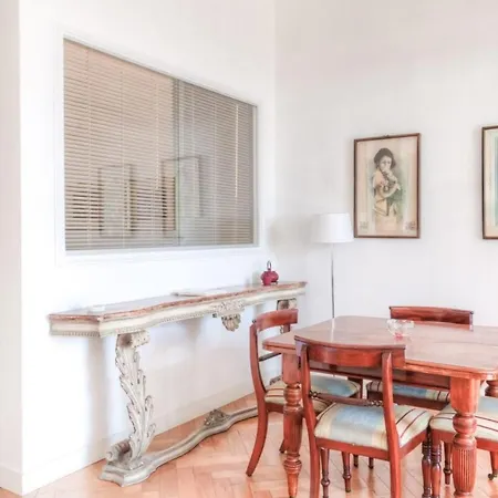Riviera Palace Appart Beausoleil Ferme 公寓